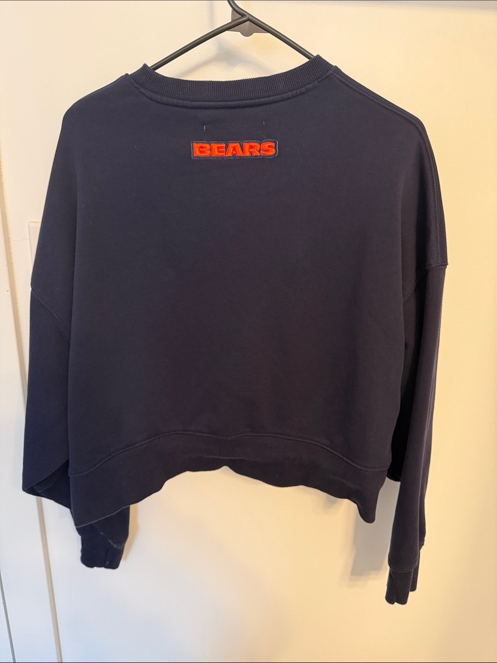 Women’s Chicago Bears Sweatshirt - Picture 6 of 7